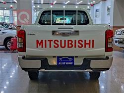 میتسوبیشی L200
